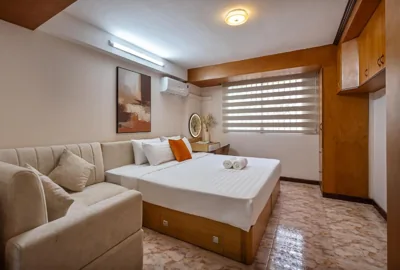 Chambre quadruple — Otis Apartment - 457 Trần Hưng Đạo - Rooftop Garden